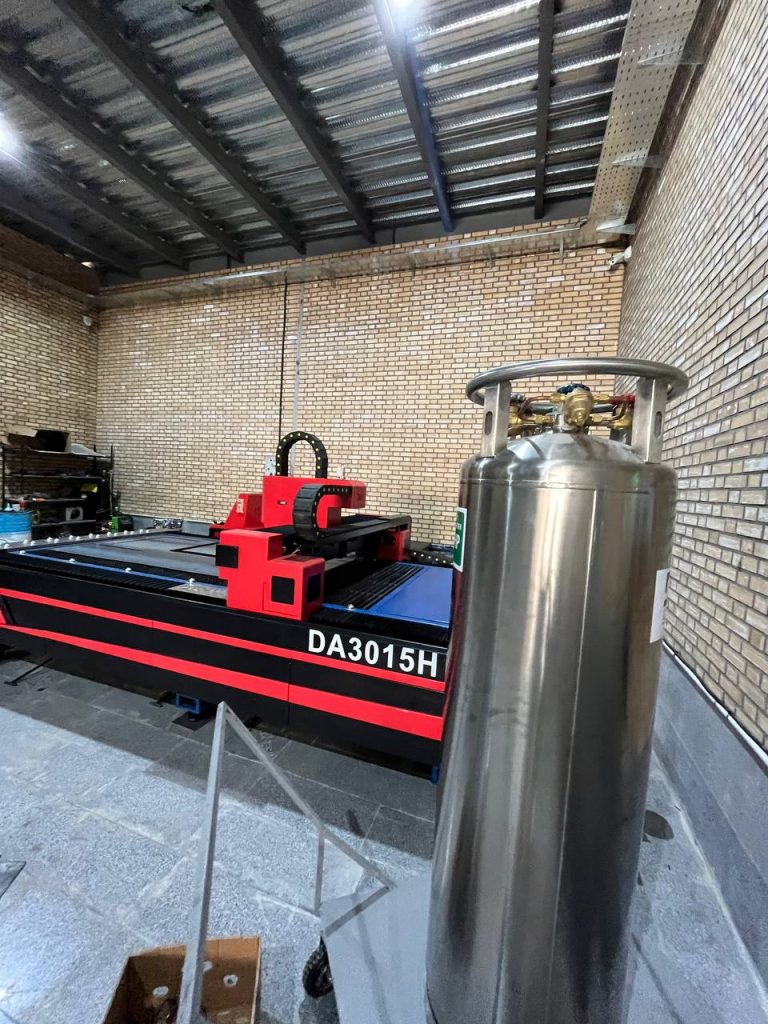 ماشین آلات برش لیزر